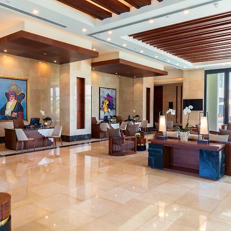 Millennium Resort Салала Экстерьер фото Lobby
